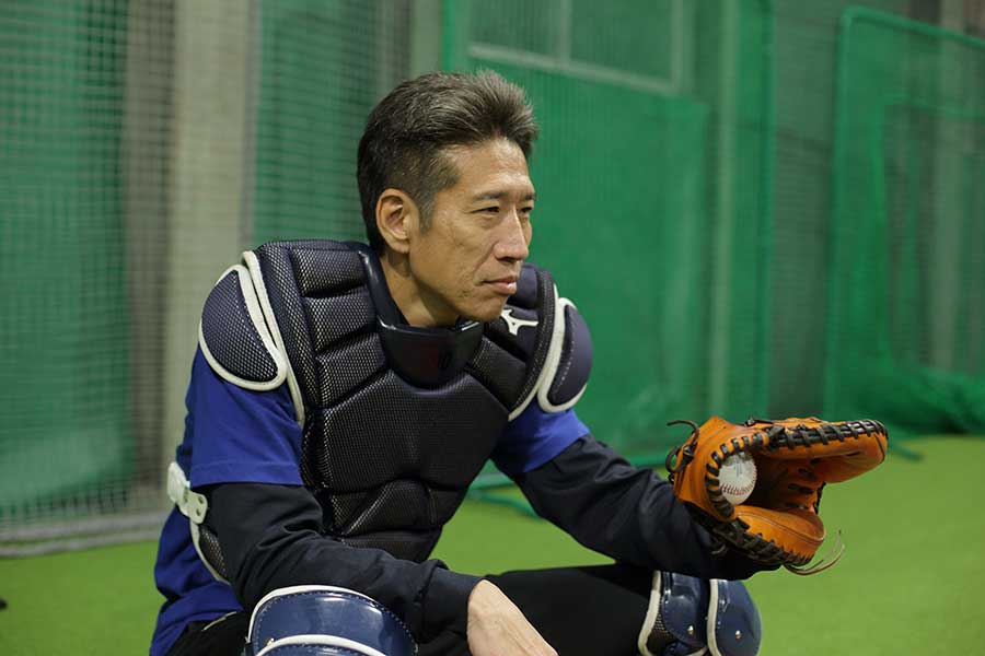 NPB4球団で活躍、コーチも務めた野口寿浩氏が“捕手の神髄”を伝えます【写真：樋口瑞樹】